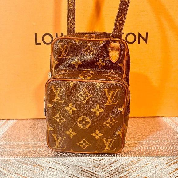 Louis Vuitton Other - Louis Vuitton Brown Monogram Men's crossbody bag